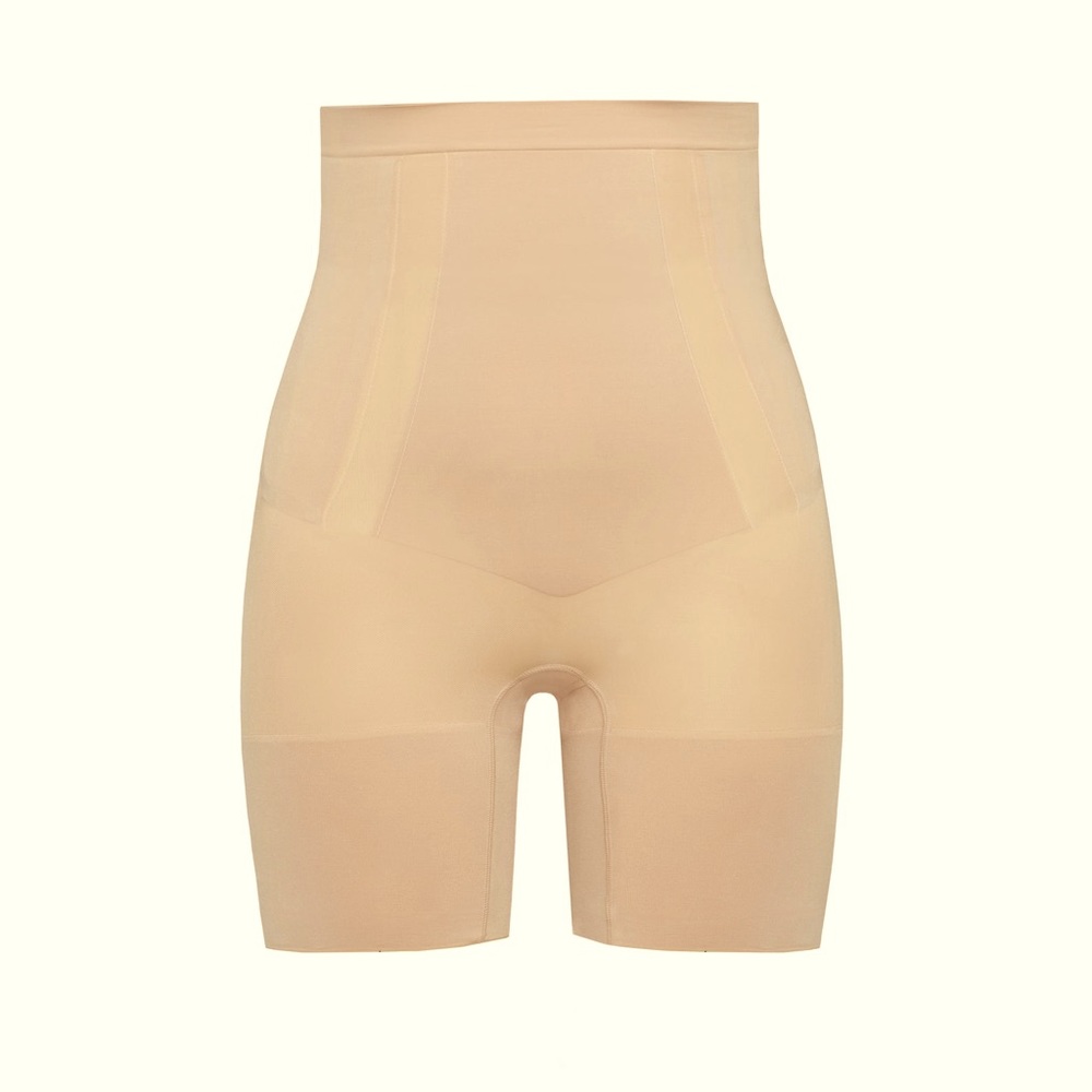 SPANX ONCORE high waisted thigh shorts